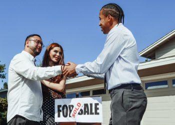 investasi tugu jatim