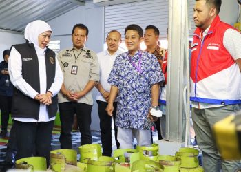 libur panjang tugu jatim