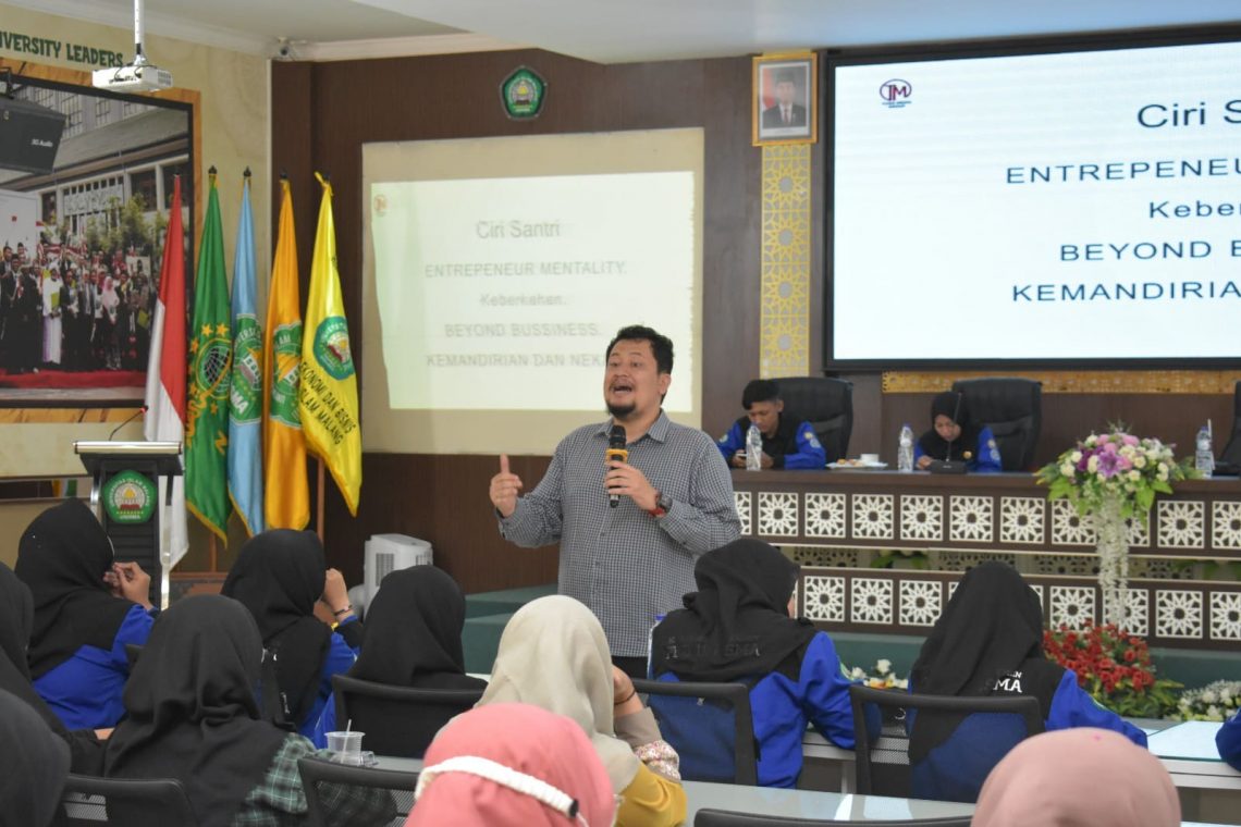 Workshop Media, Prodi Manajemen FEB Unisma Belajar Jadi Entrepreneur Sukses dari CEO Tugu Media Group 1 Manajemen FEB Unisma.