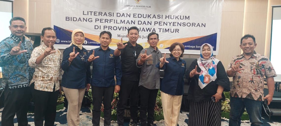 Unim Mojokerto.