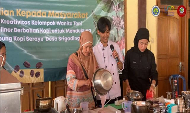Latih Warga Srigading Olah Kuliner, Tim PKM UM Support Kampung Wisata Kopi Serayu Lawang 2 Pelatihan Tim PKM UM.