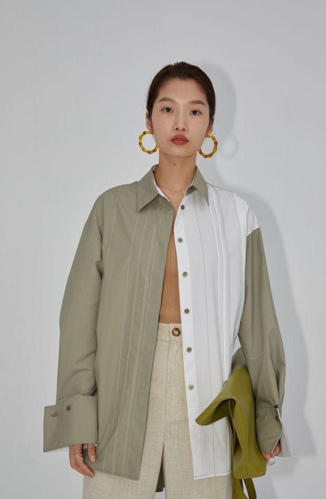 5 Inspirasi Gaya Kemeja Wanita Korea, Cocok untuk Office Look 2 Kemeja untuk wanita Korea.