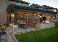 Desain dapur minimalis terbuka dibelakang rumah.