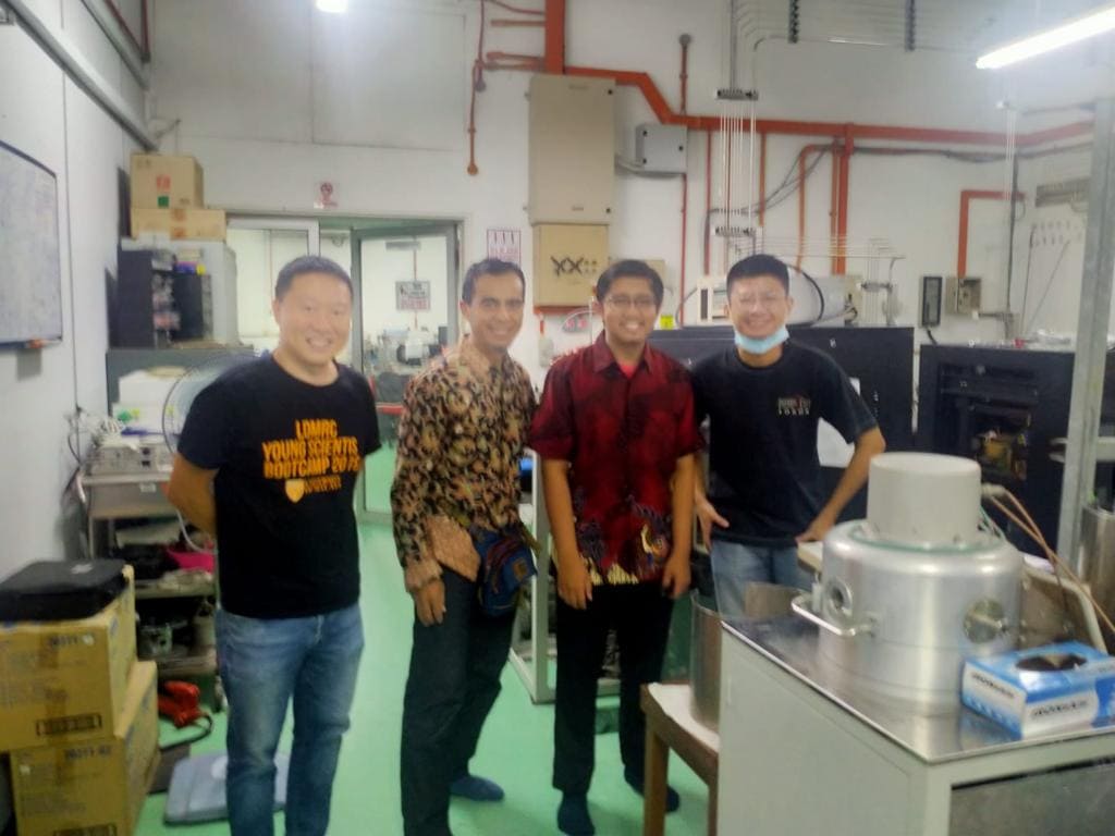 Kolaborasi Riset FMIPA UM dan Universiti Malaya, Siap Masuk Top 100 Ranking Dunia 1 Universiti Malaya.