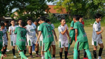 Sepak Bola Kabupaten Mojokerto.