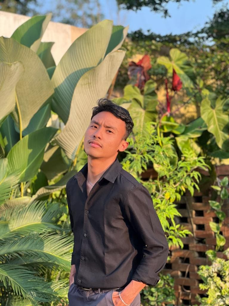 Eksis lewat Konten Kuliner, Yuk Lebih Dekat dengan Influencer Malang Ari Wibxwx 1 Ari Wibxwx.