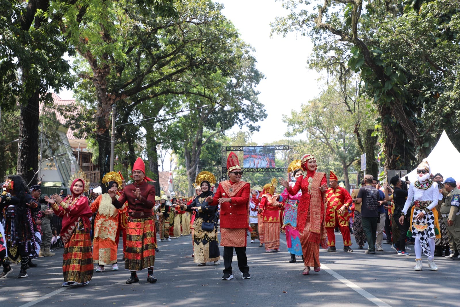 Event Pawai budaya di Malang.