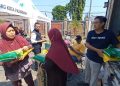 Stabilkan Harga Beras dan Minyak Mahal, Disperindag Kota Pasuruan Gelar Operasi Pasar 12 Harga beras dan minyak.