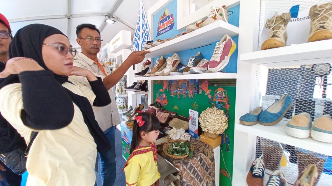Koperasi Kupu Sutera Binaan BRI Go International, Jadi Produsen Sepatu Lokal Terbaik di Indonesia 1 Koperasi Kupu Sutera.