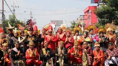 Pawai budaya.