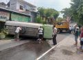 Truk tangki.