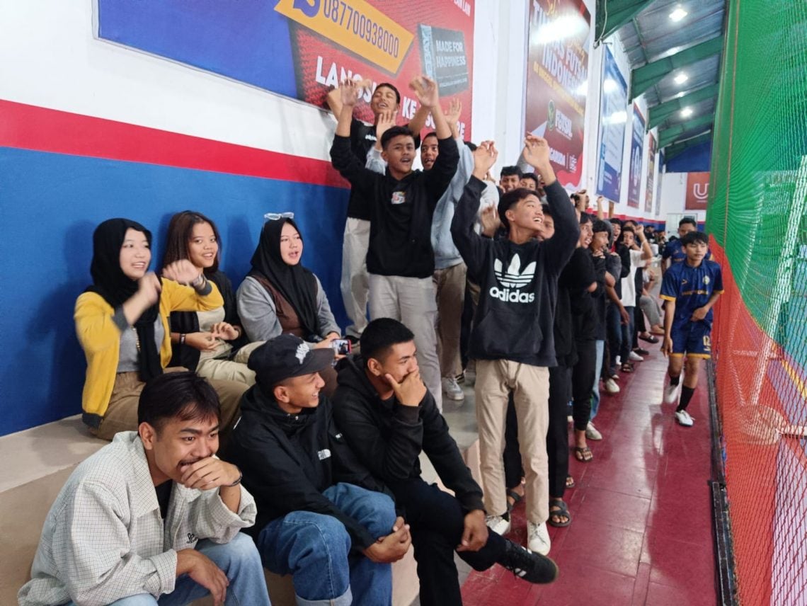 Tugu Jatim Cup.