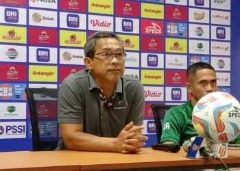 Manajemen Persebaya Istirahatkan Aji Santoso Buntut Gagal Raih 7 Poin