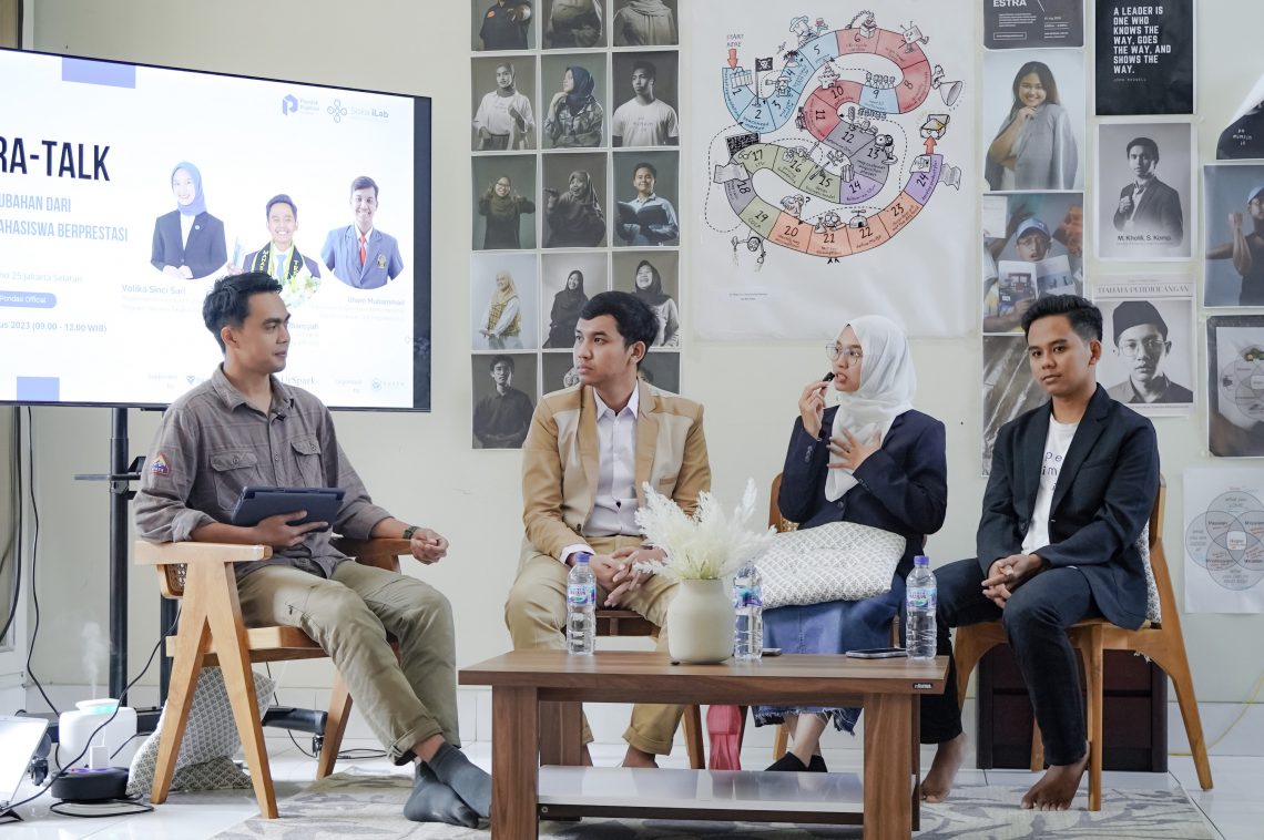 Soka Innovation Lab Hadirkan Inspira-Talk untuk Memantik Semangat Berprestasi Mahasiswa 1 Suasana Inspira-Talk di Soka Innovation Lab, Jakarta Selatan, pada 12 Agustus 2023. Foto: dok Ruber Academy