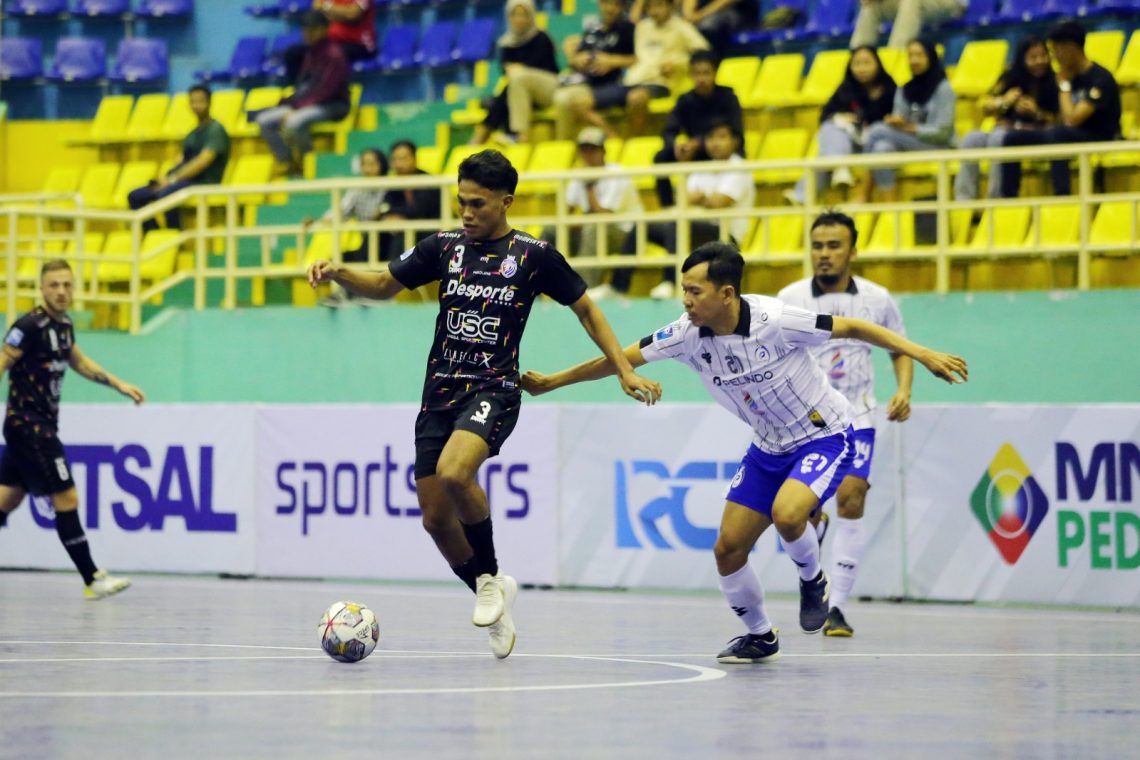 Unggul FC Nyaris Kandas Melawan IPC Pelindo di Liga Futsal Profesional 2023 1 Unggul FC Malang melawan IPC Pelindo di Liga Futsal Profesional (LFP) 2023 seri terakhir di GOR POPKI, Jakarta, pada Sabtu (05/08/2023). Foto: dok Unggul FC