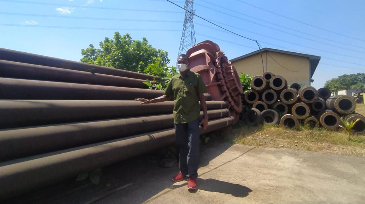 Simpan Besi Tua Bekas Freeport, Gudang di Pasuruan Didatangi Masyarakat Adat Suku Kamoro 2 WhatsApp Image 2023 08 06 at 13.00.44