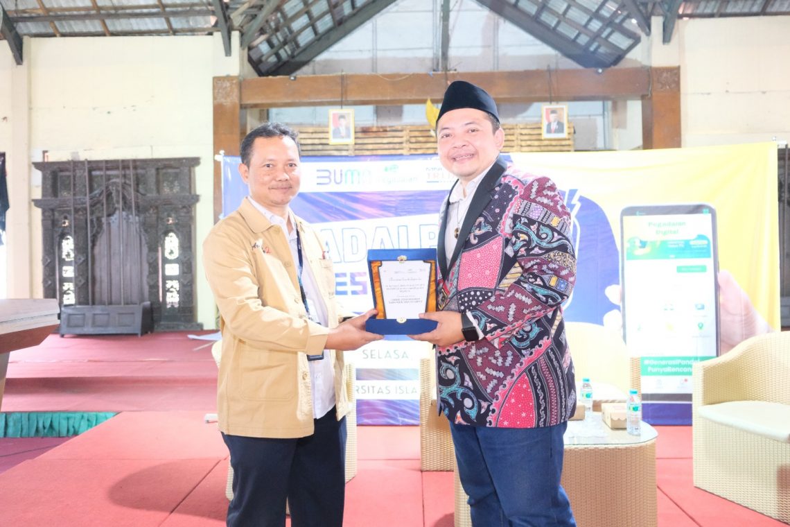 Gandeng Unim Mojokerto, Pegadaian Beri Edukasi Keuangan bagi Mahasiswa 1 unim mojokerto tugu jatim