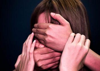 Dituding Cabuli Anak Tiri, Pria di Pasuruan Babak Belur Dihajar Massa