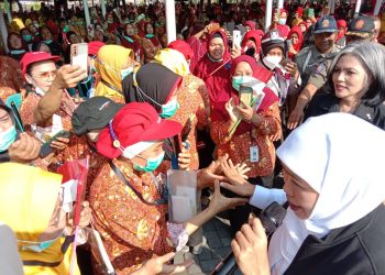 buruh rokok tugu jatim