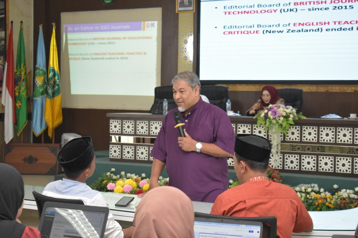 Narasumber workshop, Prof Dr Muhammad Kamarul Kabilan dari University Sains Malaysia (USM). Foto: dok FEB Unisma