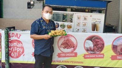 Bisnis ayam geprek.