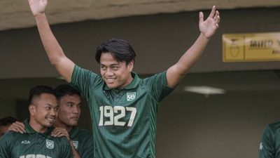 Pemain Persebaya.