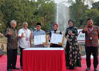 Alun-Alun Merdeka.