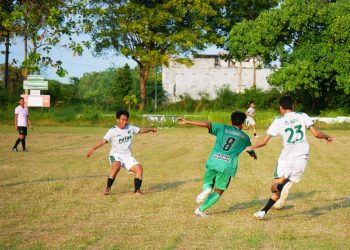 Sepak bola Mojokerto.