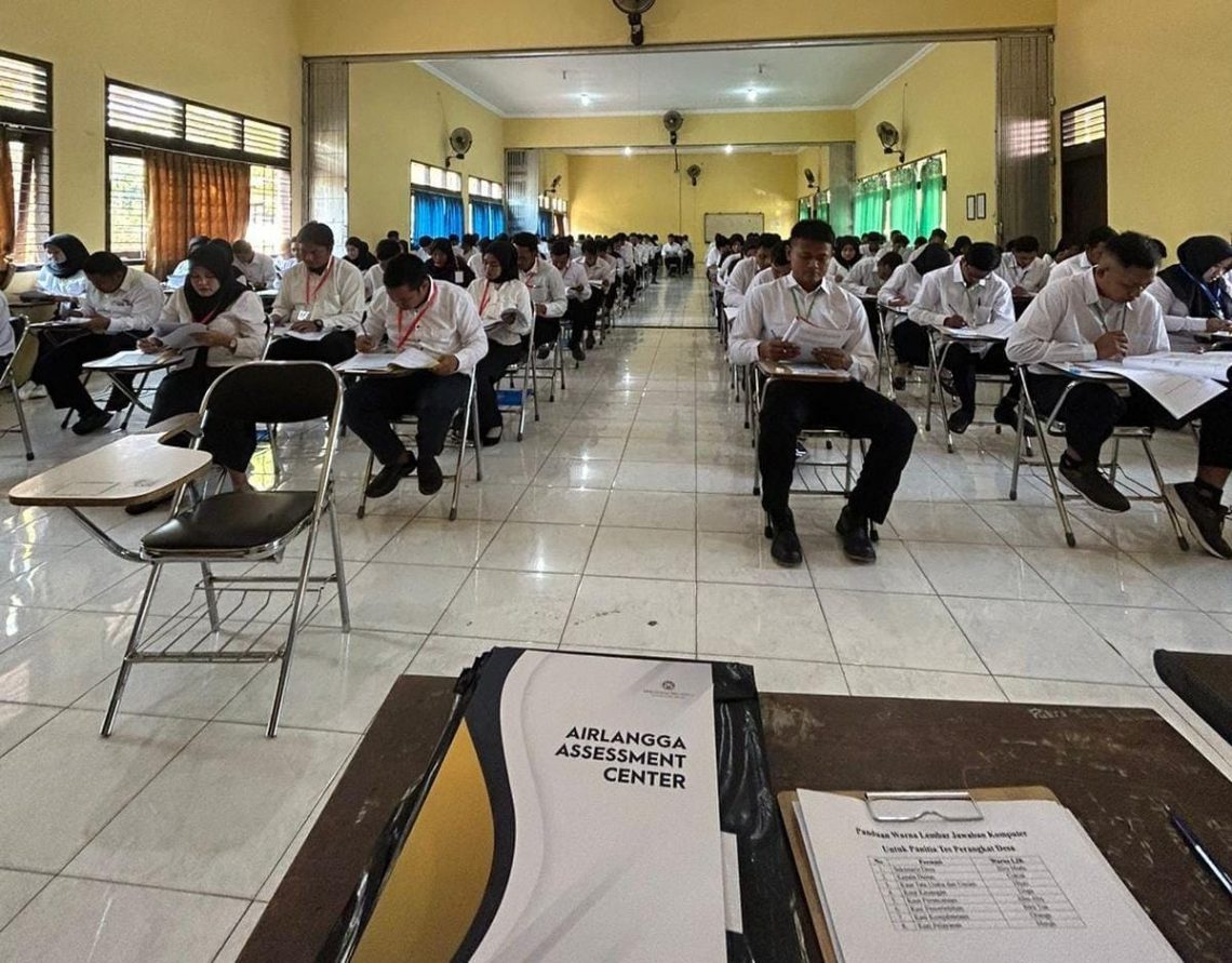 Calon perangkat desa.