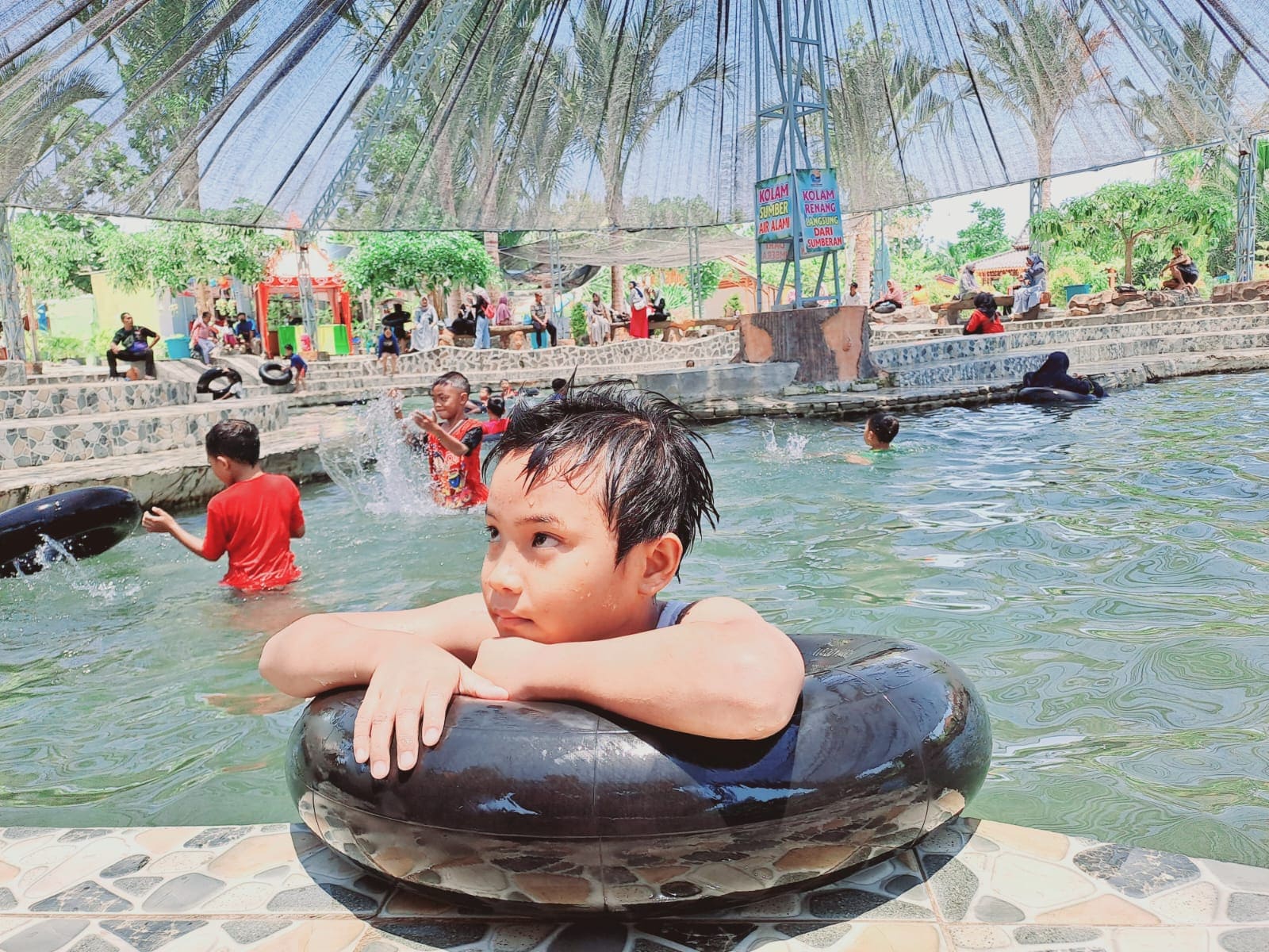 Musim Panas, Wisata Air di Tuban Diserbu Warga 2 Wisata air Tuban.