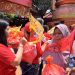 Tradisi Tahunan Klenteng Kwan Sing Bio Tuban, Ratusan Warga Antusias Berebut Buceng 8 Klenteng Kwan Sing Bio.