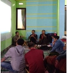Pelatihan Fathering, Kontribusi Fakultas Psikologi Universitas Negeri Malang Untuk Masyarakat 7 Pelatihan Fathering, Kontribusi Fakultas Psikologi Universitas Negeri Malang Untuk Masyarakat