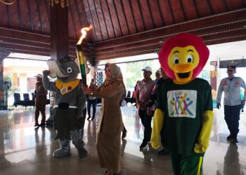Obor Api Porprov VIII Jatim 2023 Mendarat di Kabupaten Mojokerto 8 Obor Api Porprov VIII Jatim 2023 Mendarat di Kabupaten Mojokerto