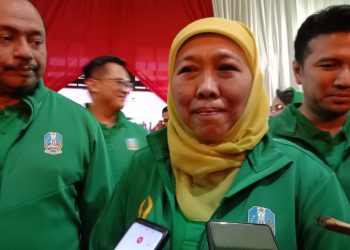 khofifah tugu jatim