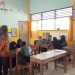 Mahasiswa Unikama Kembangkan Literasi Hingga Numerasi di SDN 2 Taji Malang