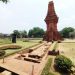 gapura bajangratu tugu jatim