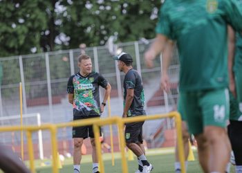 persebaya tugu jatim
