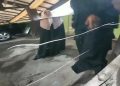 Kakek 78 Tahun Ditangkap Terkait Perusakan Mobil Dinas Ketua Bawaslu Kota Pasuruan