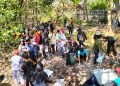 World Cleanup Day 2023, Ratusan Sukarelawan Pungut Sampah di Pantai Talang Siring Pamekasan