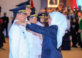Lanjutkan Kepemimpinan Baddrut Tamam, Masrukin Dilantik Jadi Pj Bupati Pamekasan
