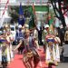 Kirab Pataka Jer Basuki Mawa Beya Tiba di Tuban, Disambut Drum Band dan Kesenian Tradisional