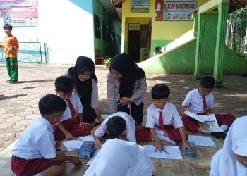 Mahasiswa PGSD Unikama.