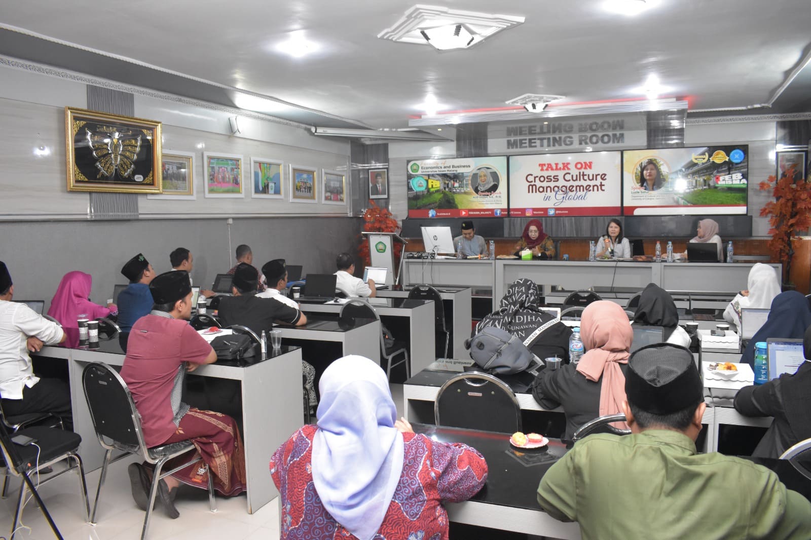 Visiting scholar di FEB Unisma.