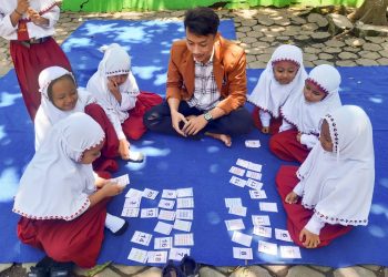 Mahasiswa PGSD Unikama.