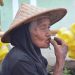 Jarang Diketahui Sederet Manfaat Tradisi Menginang, Jadi Penambah Stamina hingga Jaga Kesehatan Mulut 12 Tradisi menginang.