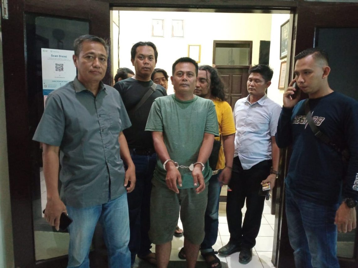 Pembunuhan Sekdes Sidonganti.