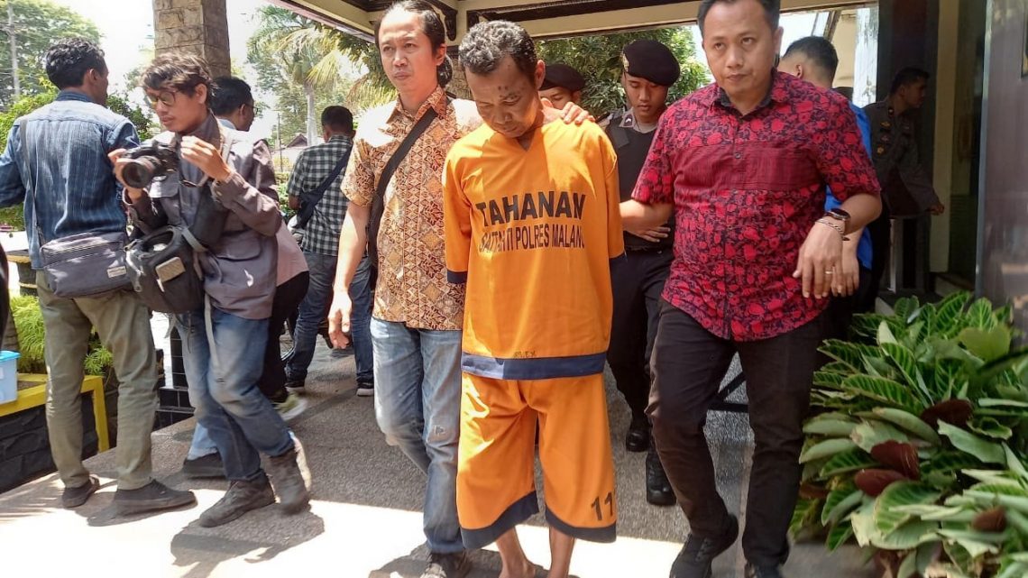 Tersangka pembunuhan.