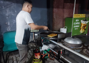 Dosen Akuntansi Polinema Kediri.
