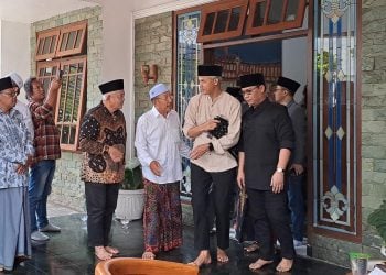 Disinggung soal Khofifah Jadi Bacawapres, Begini Jawaban Simpel Ganjar Pranowo saat Silaturahmi ke Al-Hikam Malang 1 Ganjar.