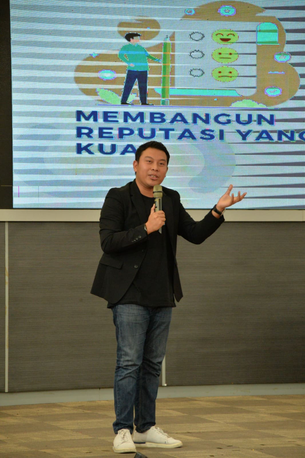 HMJM FEB Unisma Gelar Interest Series 3, Mahasiswa Dicetak Jadi Entrepreneur Ber-Mindset Kreatif dan Komunikatif 1 HMJM FEB Unisma.